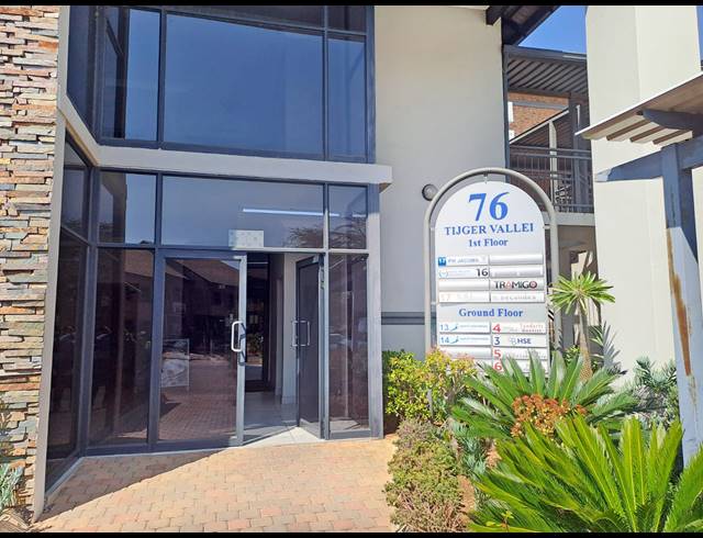 100M² OFFICE FOR SALE IN LOMBARDY ESTATE